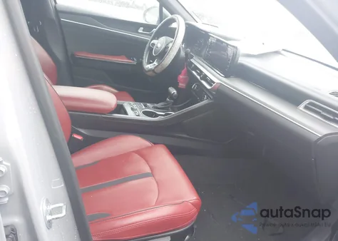 2021 Kia K5 Gt-Line z USA, uszkodzony, nr VIN 5XXG64J22MG072746